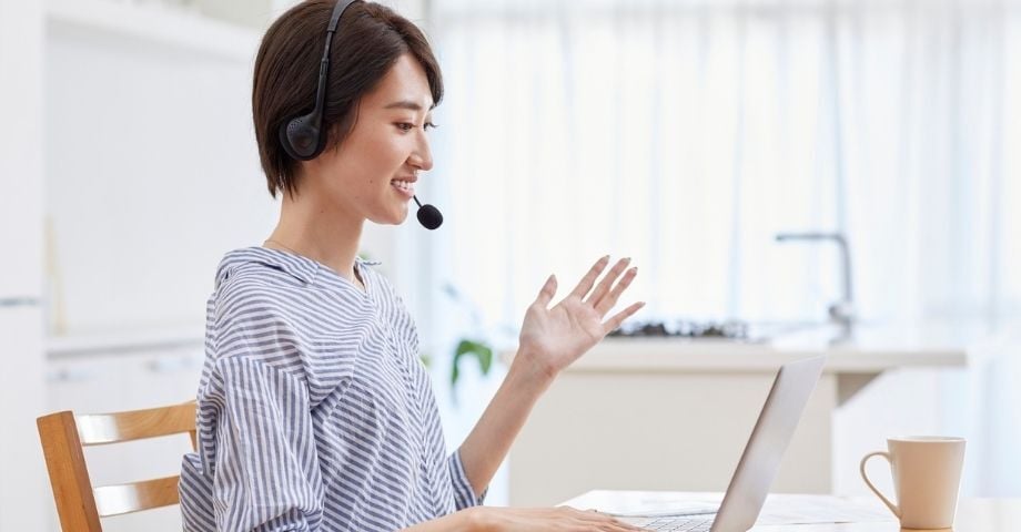 Remote & Hybrid Interpreting Solutions: VRI and Hybrid Models in 2026